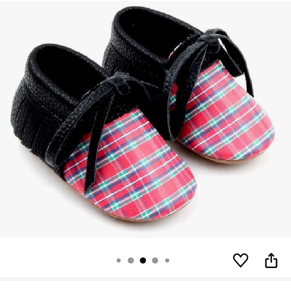 New Starbie plaid moccasins